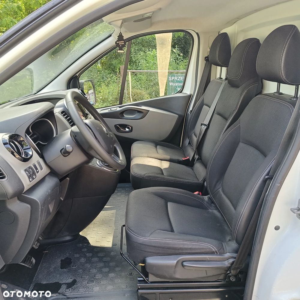 Renault Trafic - 19