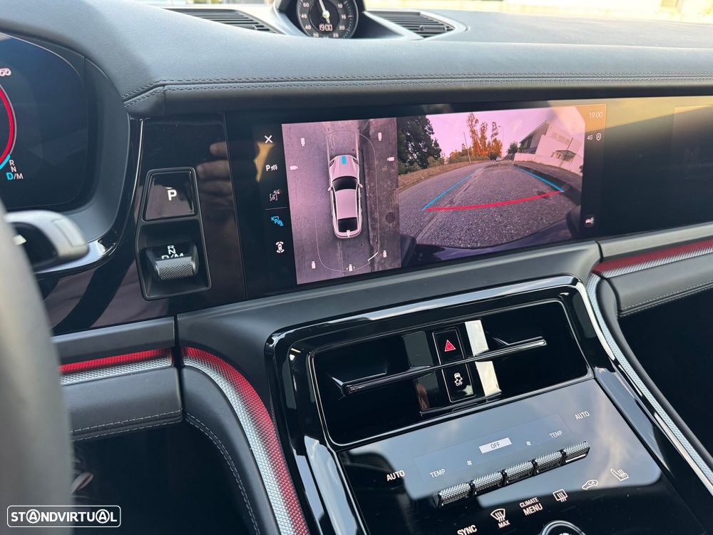 Porsche Panamera 4 E-Hybrid - 56