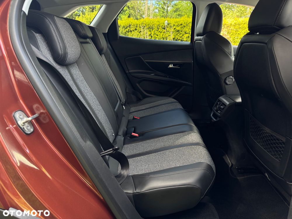 Peugeot 3008 BlueHDi 120 Stop & Start EAT6 Allure - 23