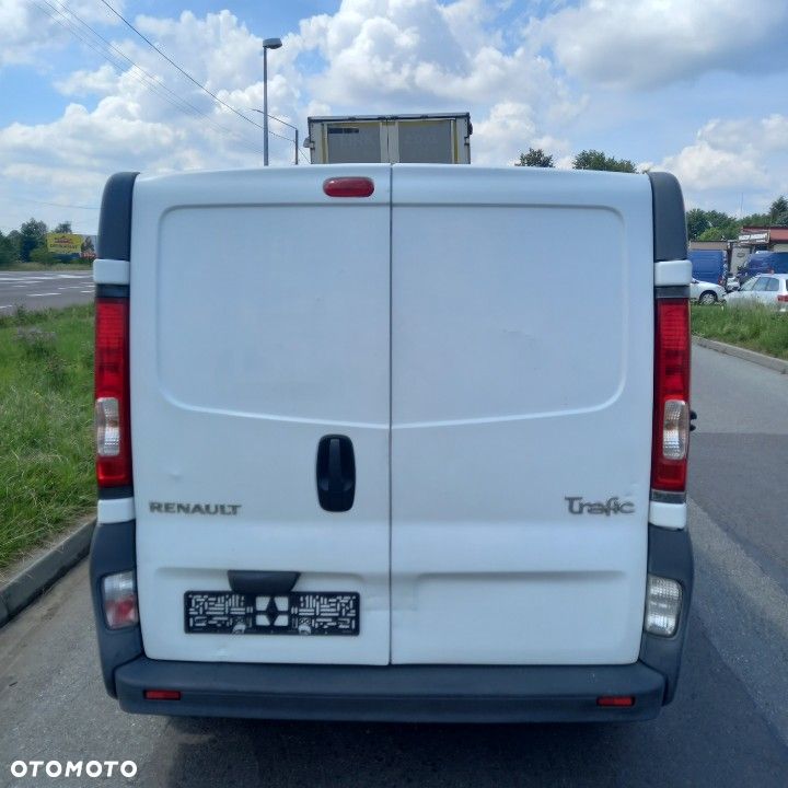 Renault TRAFIC - 10