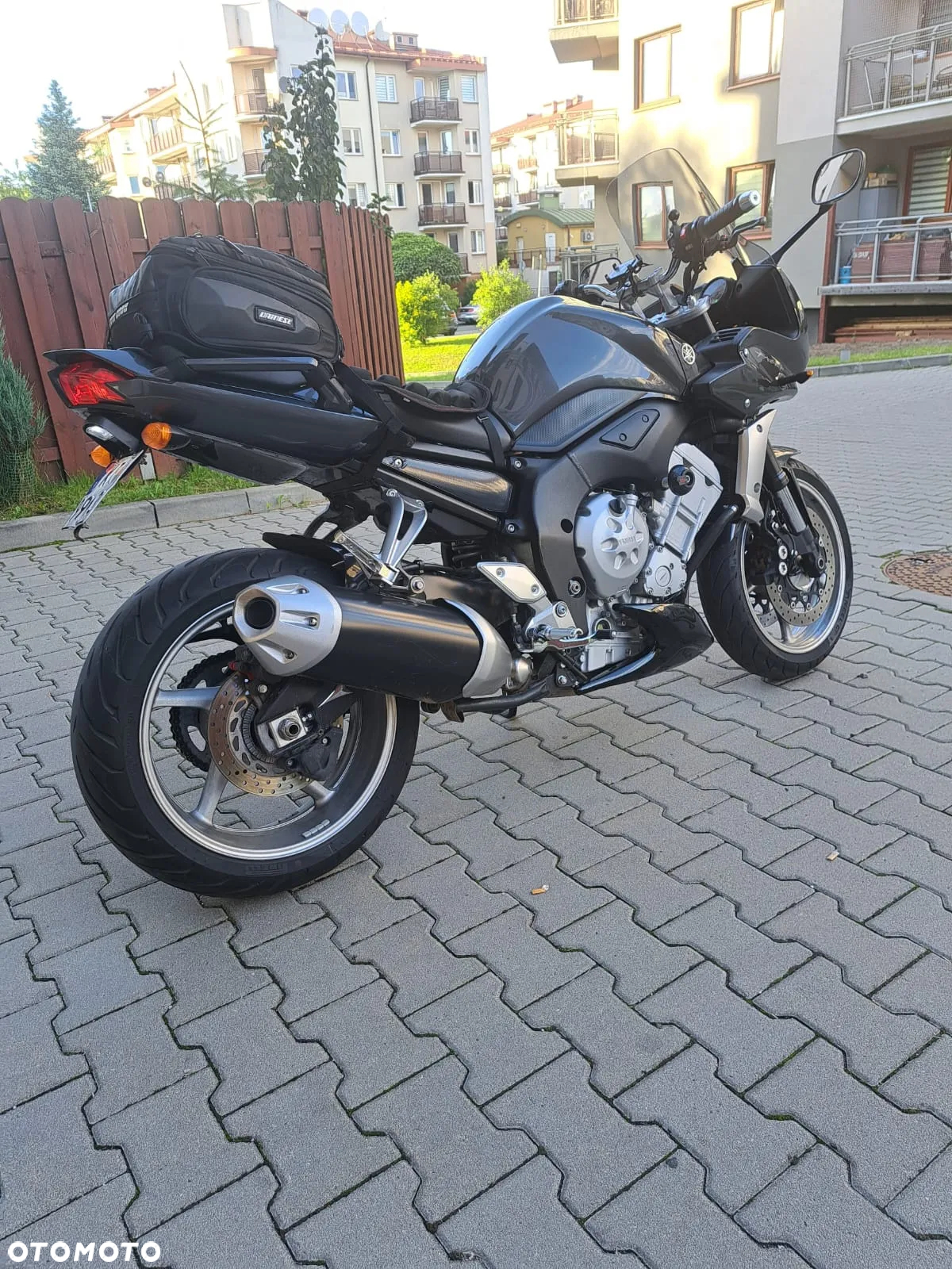 Yamaha FZ - 13
