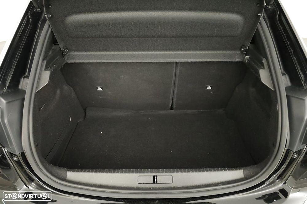 Peugeot 208 1.2 PureTech Allure EAT8 - 22