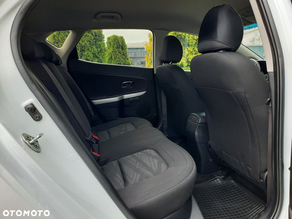 Kia Ceed Cee'd 1.6 GDI M - 10