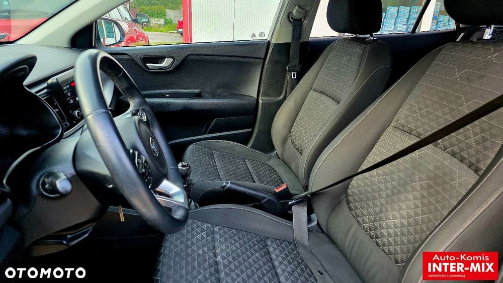Kia Rio - 23