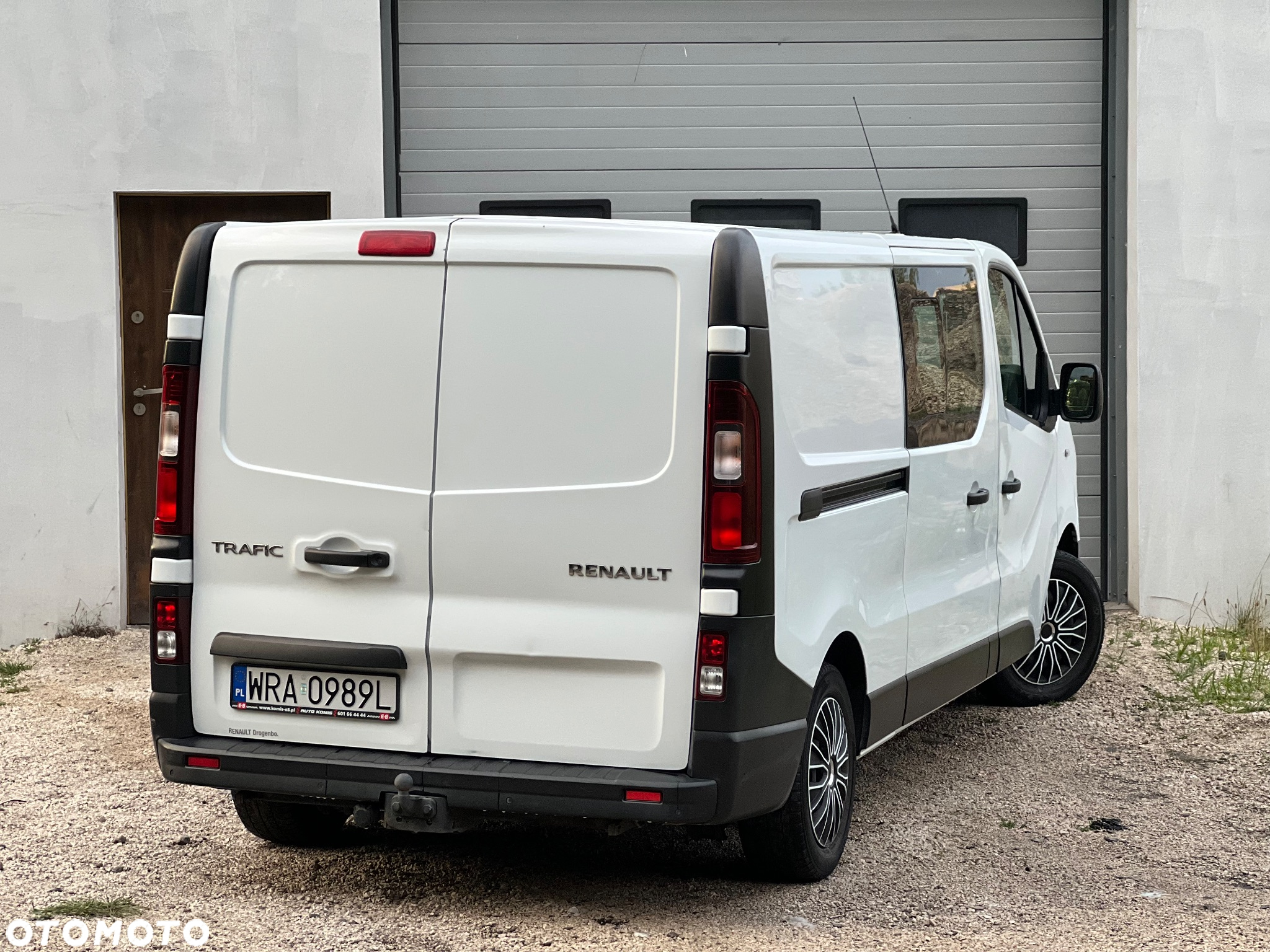 Renault Trafic 1.6 dCi 115 Grand Combi L2H1 Expression - 17
