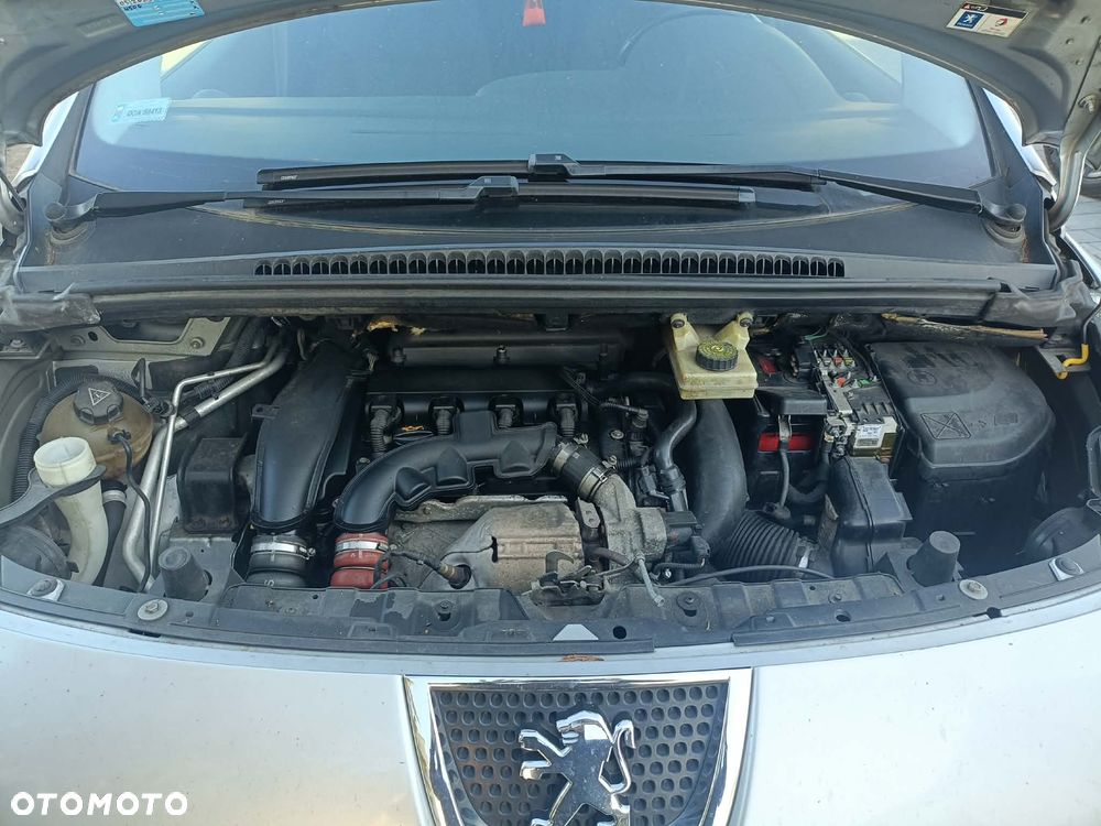 Peugeot 3008 1.6 Premium+ - 9