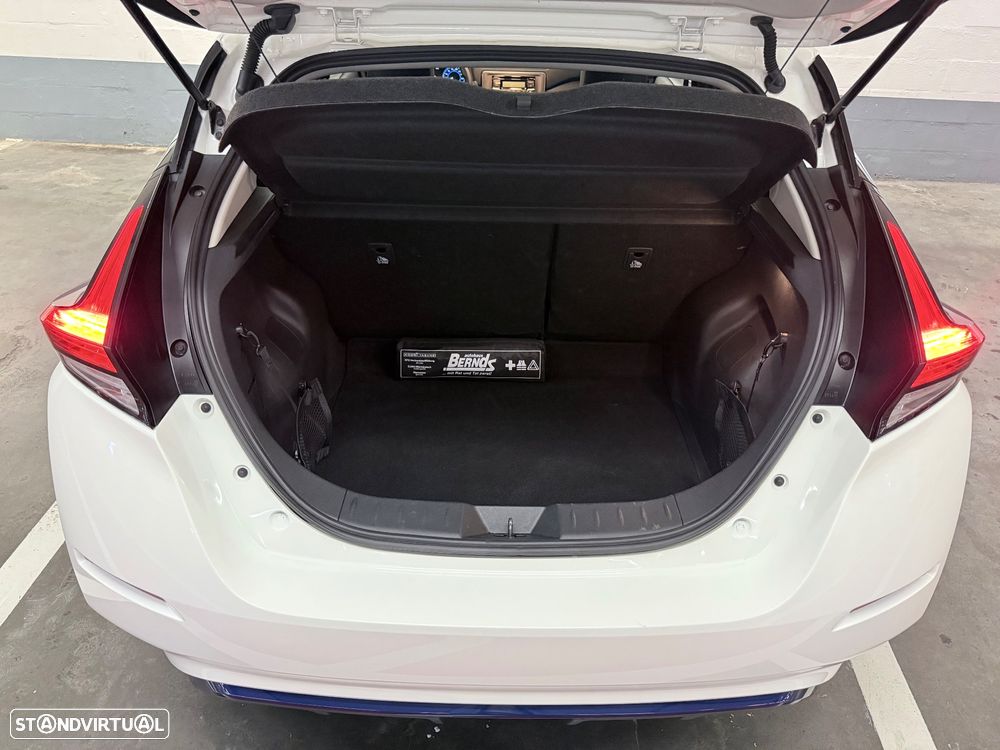 Nissan Leaf - 14