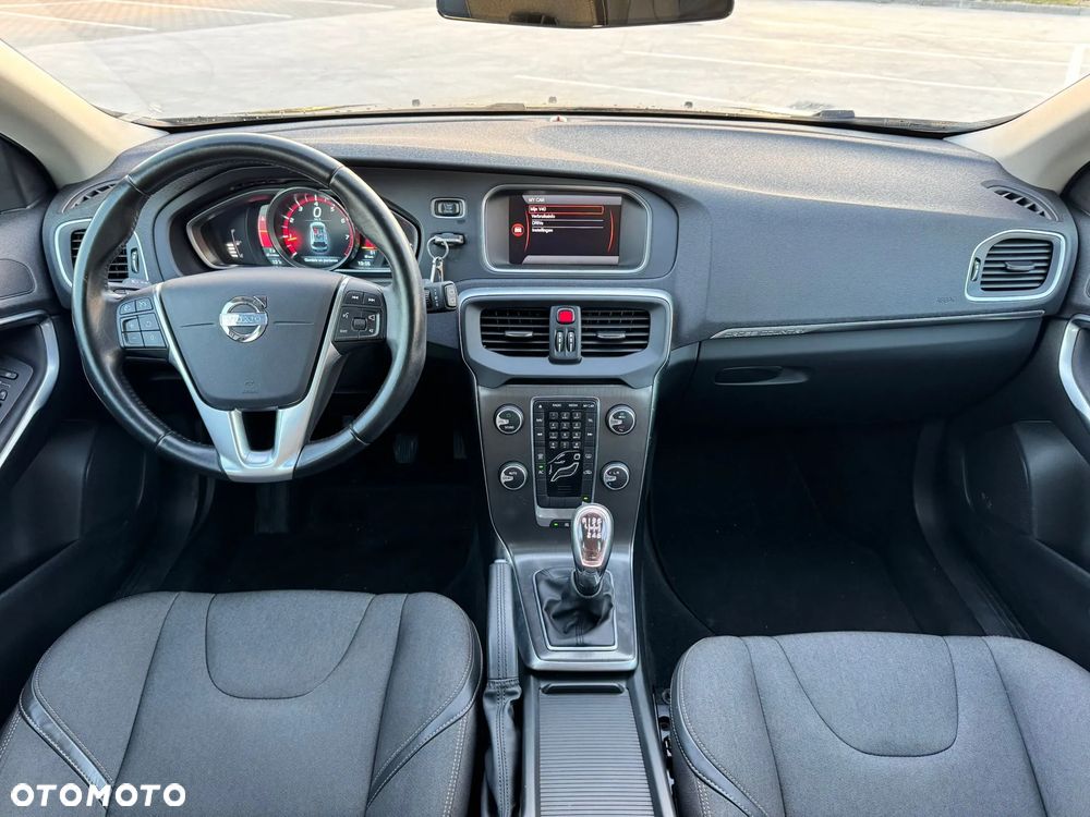 Volvo V40 T4 - 7
