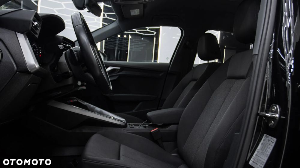 Audi A3 Sportback 35 TFSI S tronic advanced - 9