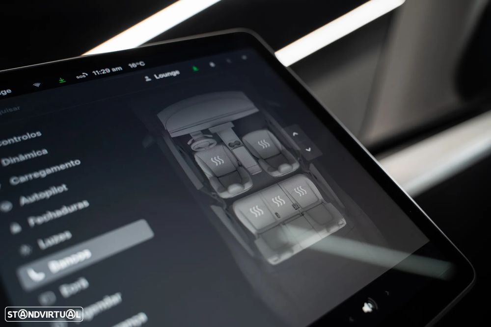 Tesla Model Y Long Range Tração Integral - 28