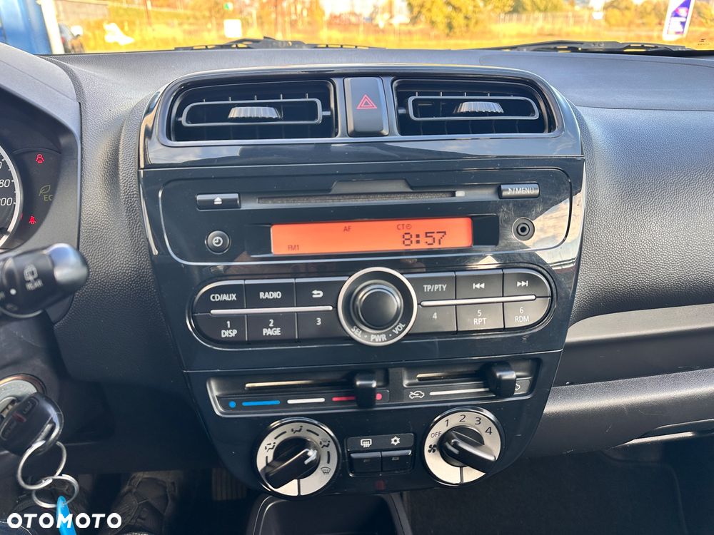 Mitsubishi Space Star - 11