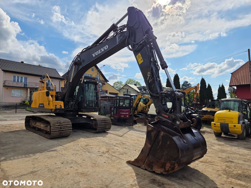 Volvo EC 220 E - 1