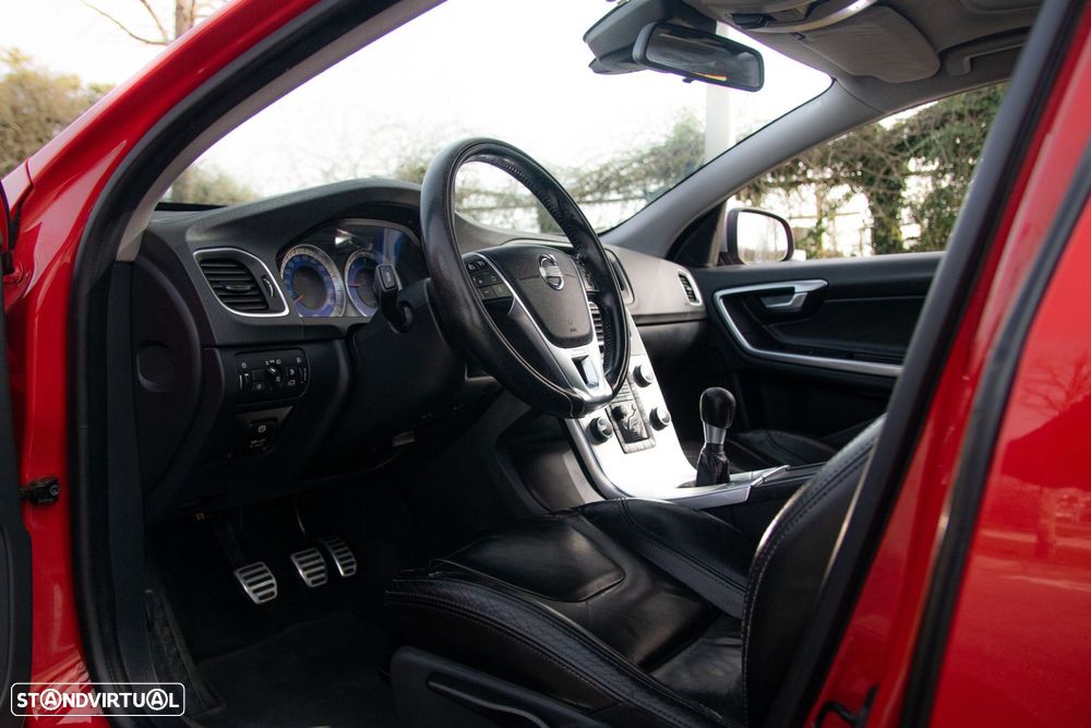 Volvo S60 1.6 D2 Drive Momentum Start/Stop - 38