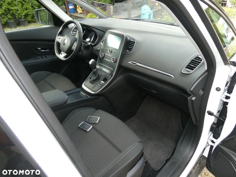 Renault Scenic - 6