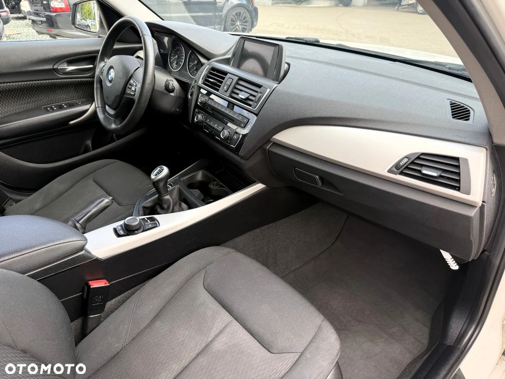 BMW Seria 1 118d Sport Line - 9
