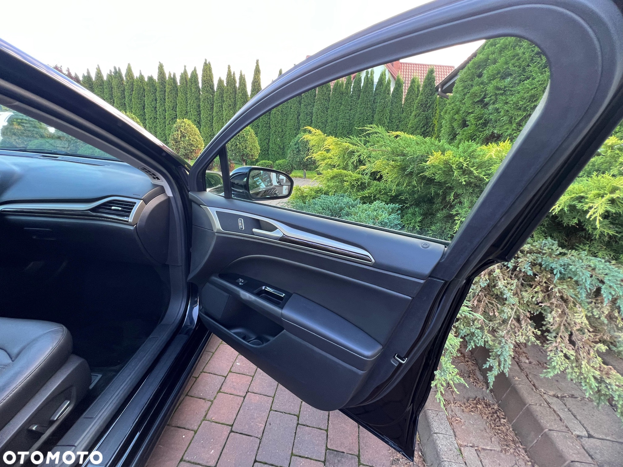 Ford Fusion 2.0 EcoBoost Titanium - 17