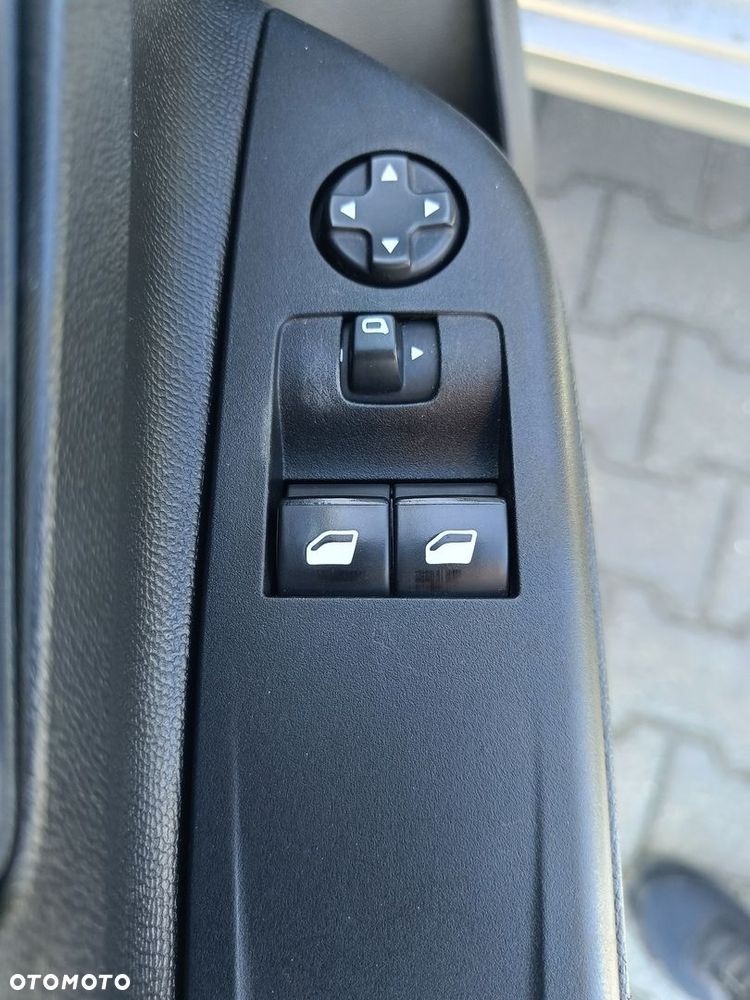 Opel Corsa 1.2 S&S - 10