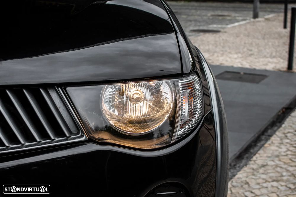 Mitsubishi L200 2.5 DI-D CD Intense 4WD - 8