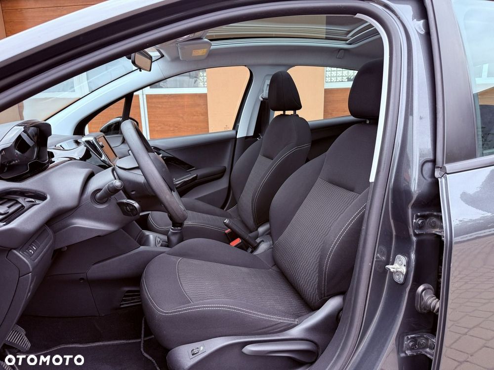 Peugeot 208 82 VTI Allure - 20
