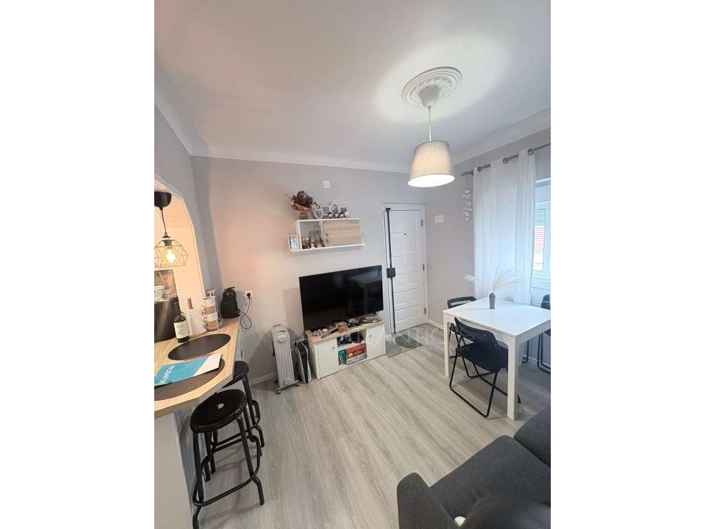Apartamento T2 Pontinha - Grande imagem: 2/16