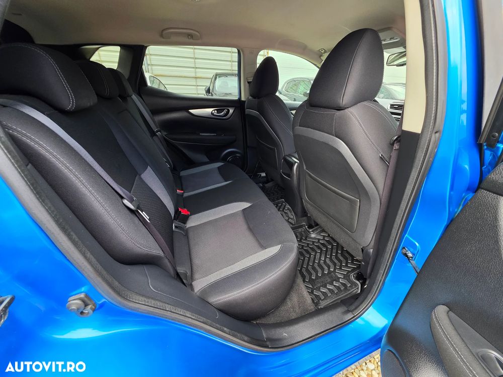 Nissan Qashqai 1.6 DCI Start/Stop Tekna - 18