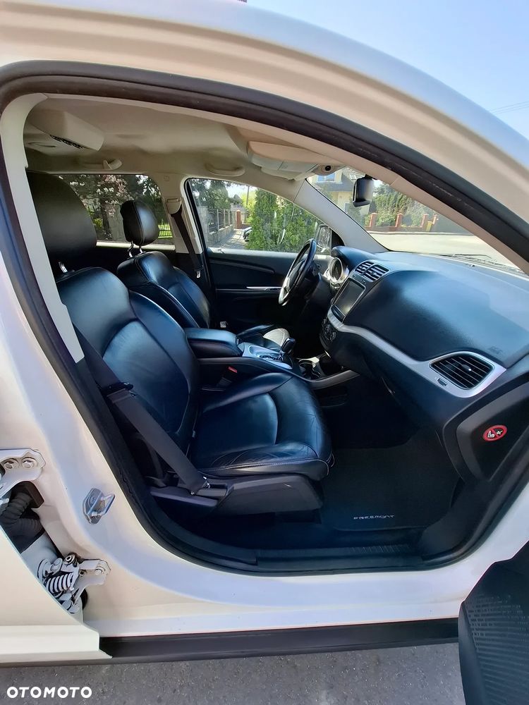 Fiat Freemont 2.0 Multijet Lounge AWD - 22
