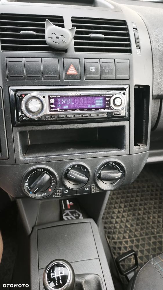 Volkswagen Polo 1.4 TDI Comfortline - 11