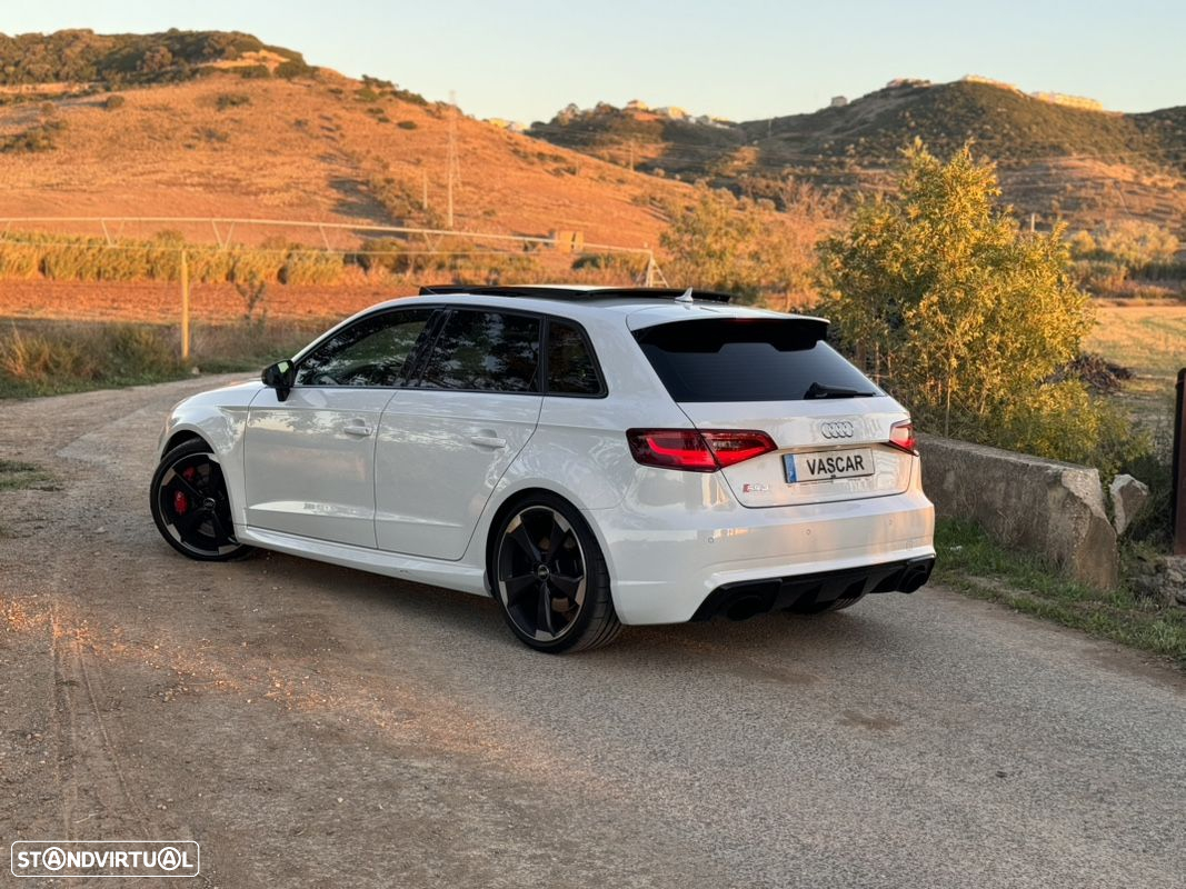 Audi RS3 Sportback 2.5 TFSI quattro S tronic - 3