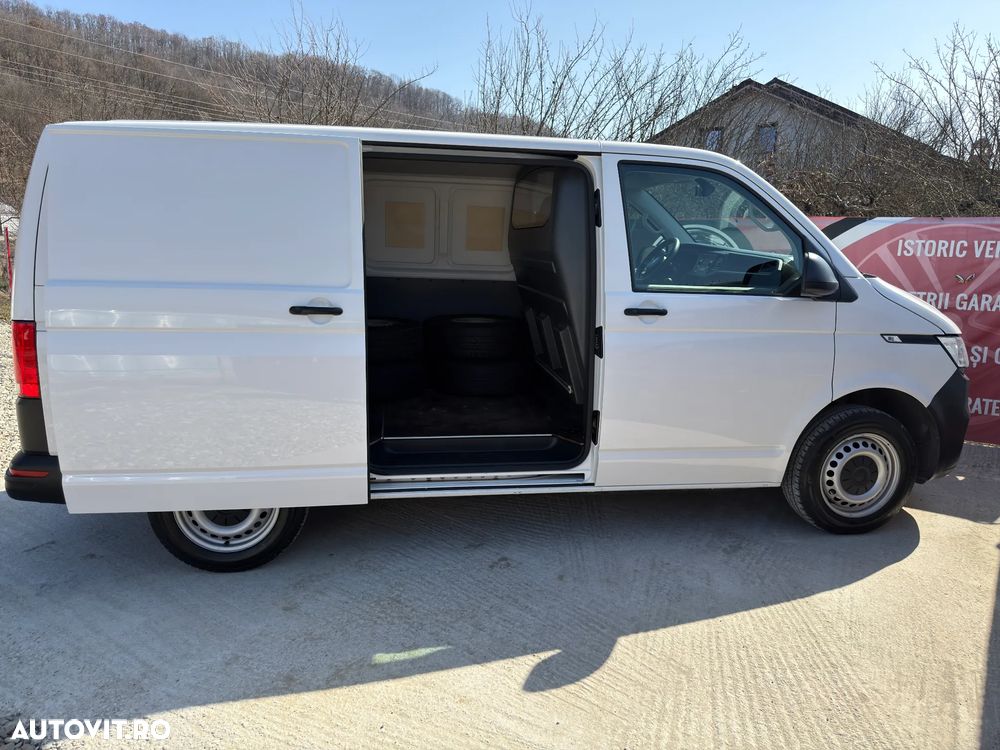 Volkswagen Transporter T6.1 - 16