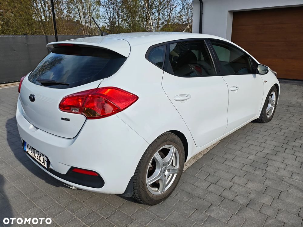 Kia Ceed 1.6 CRDi S - 4