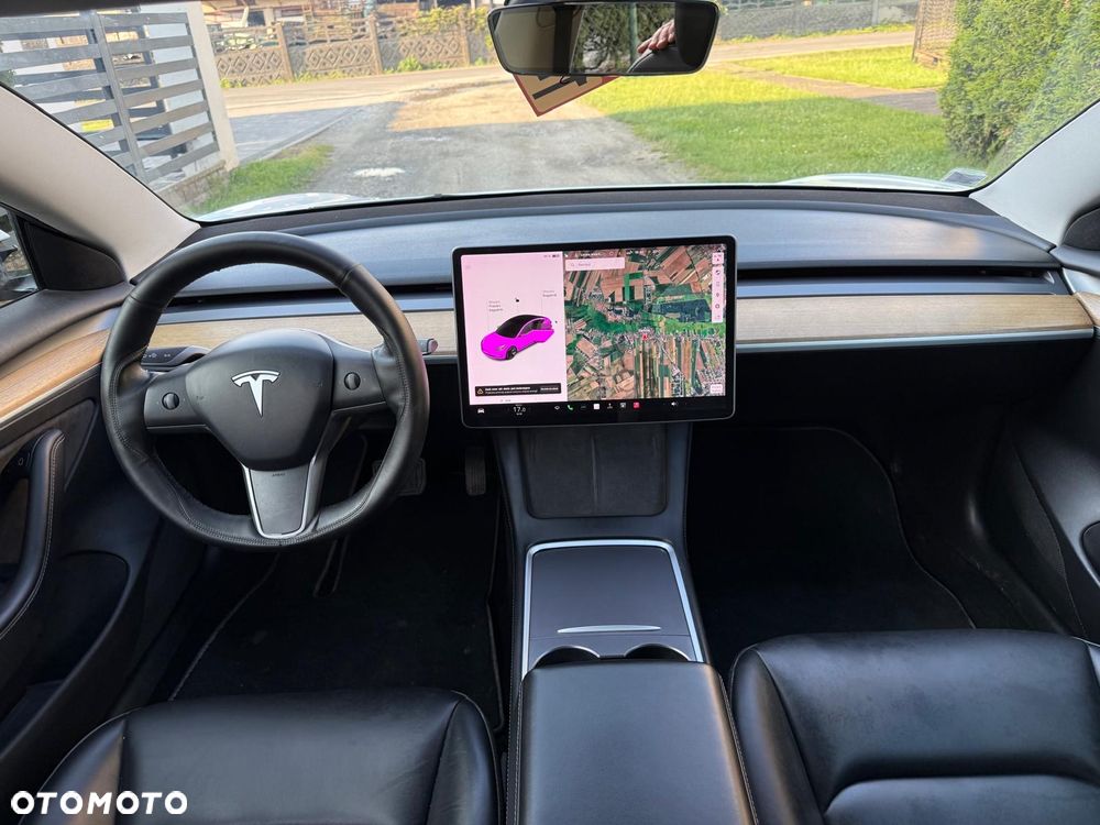 Tesla Model 3 Standard Range Plus - 4