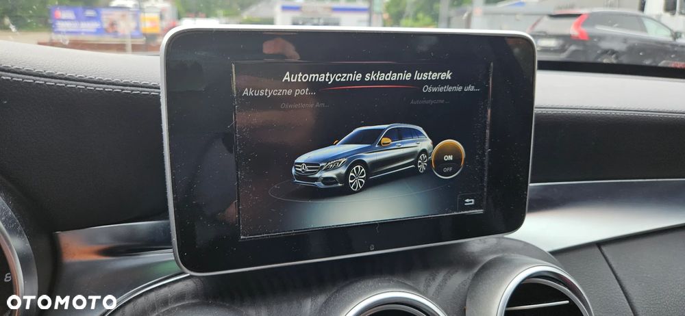 Mercedes-Benz Klasa C 250 7G-TRONIC - 14