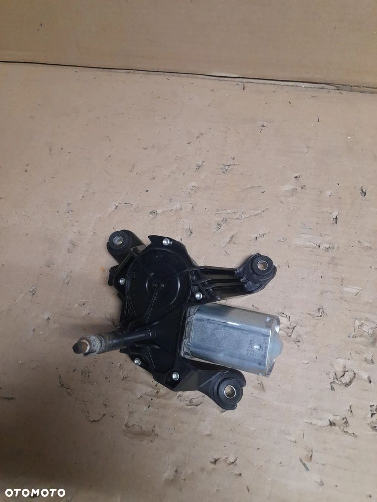 SILNICZEK WYCIERACZKI TYŁ YARIS I 53014212 - 4