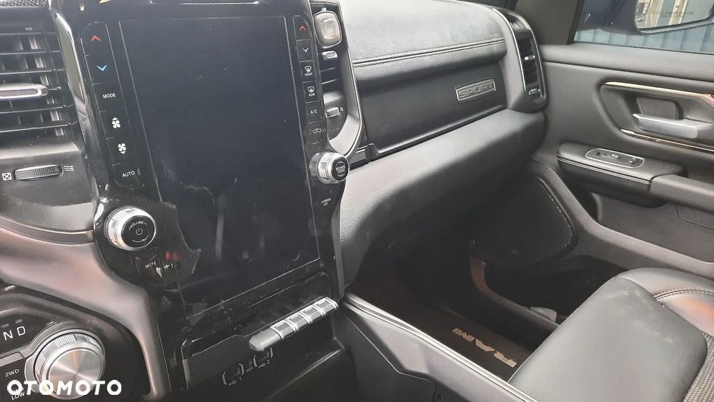 RAM 1500 5.7 Crew Cab Longbed Laramie Sport - 4