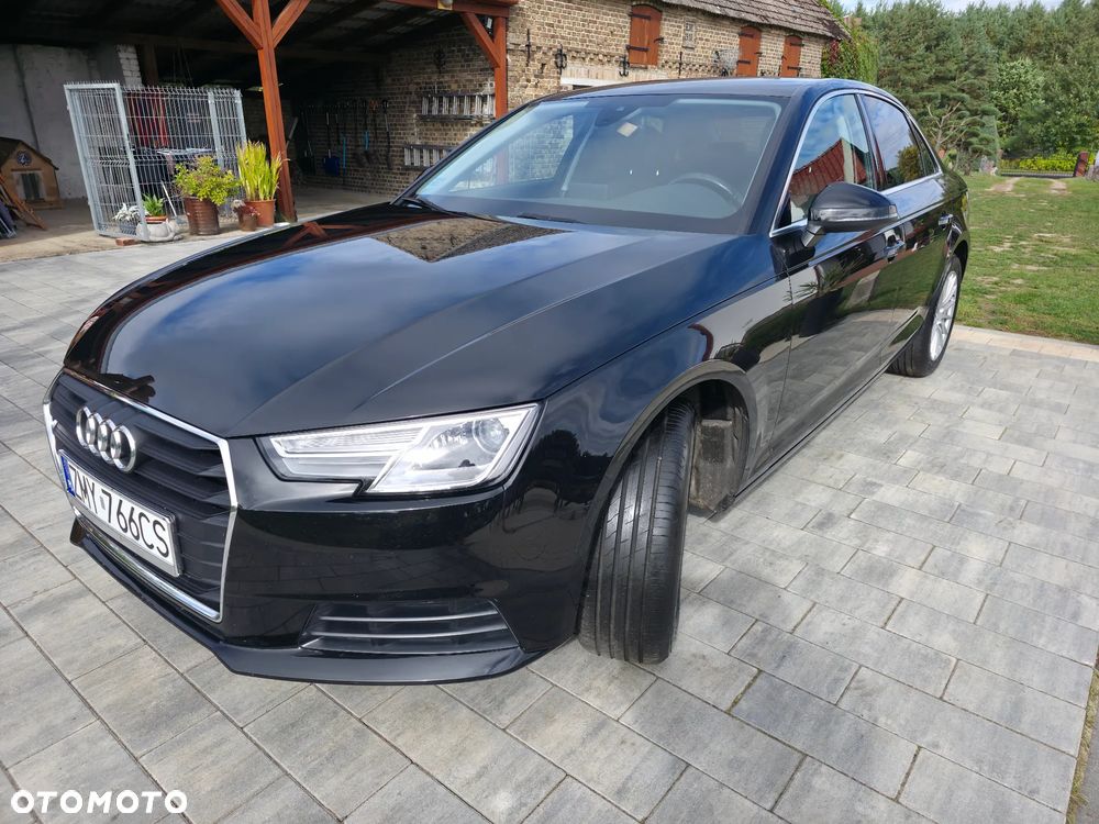 Audi A4 Limousine 2017 photo 2