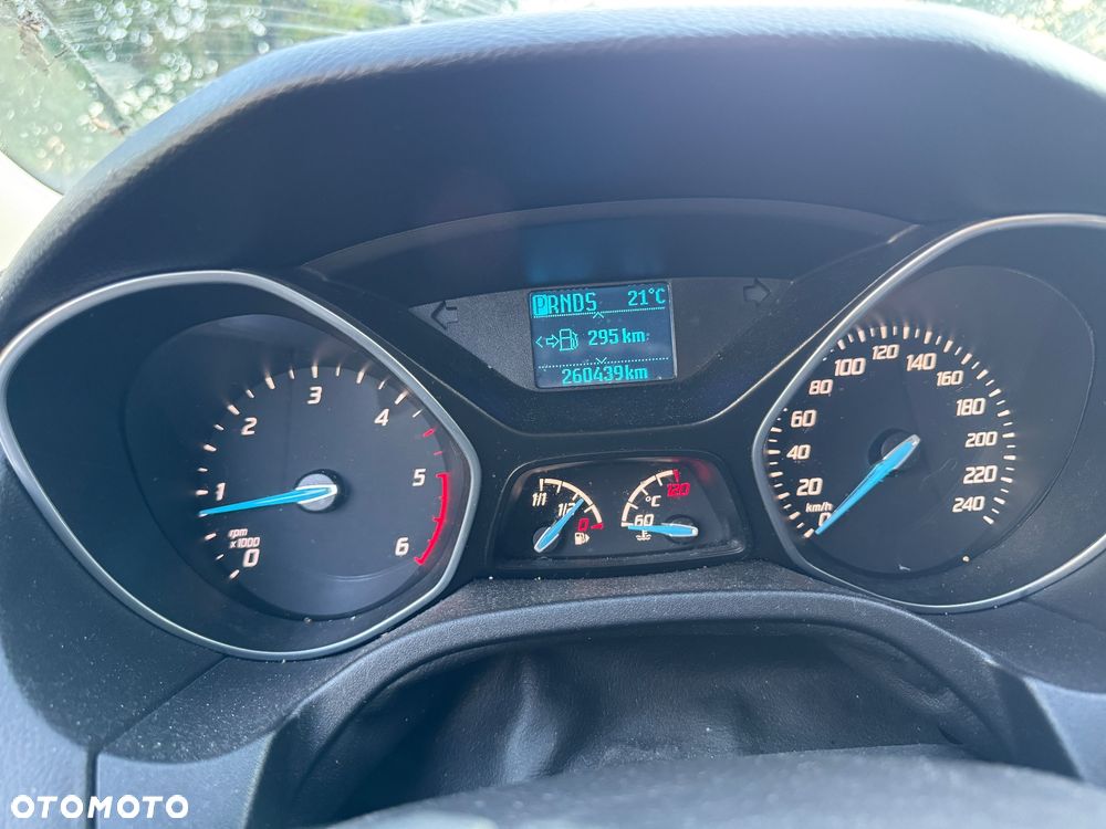 Ford Focus - 8