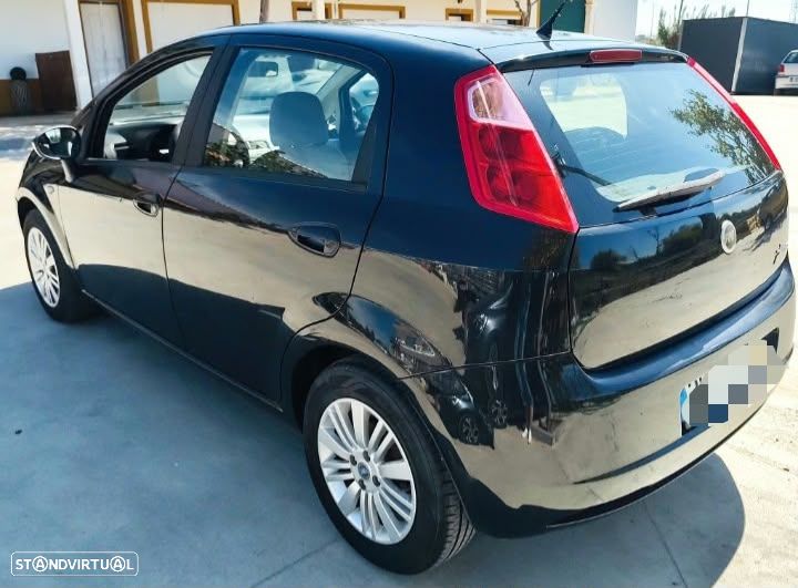 Fiat Punto 1.3 (JTD) Multijet Auto Dynamic - 3