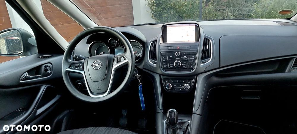 Opel Zafira - 32