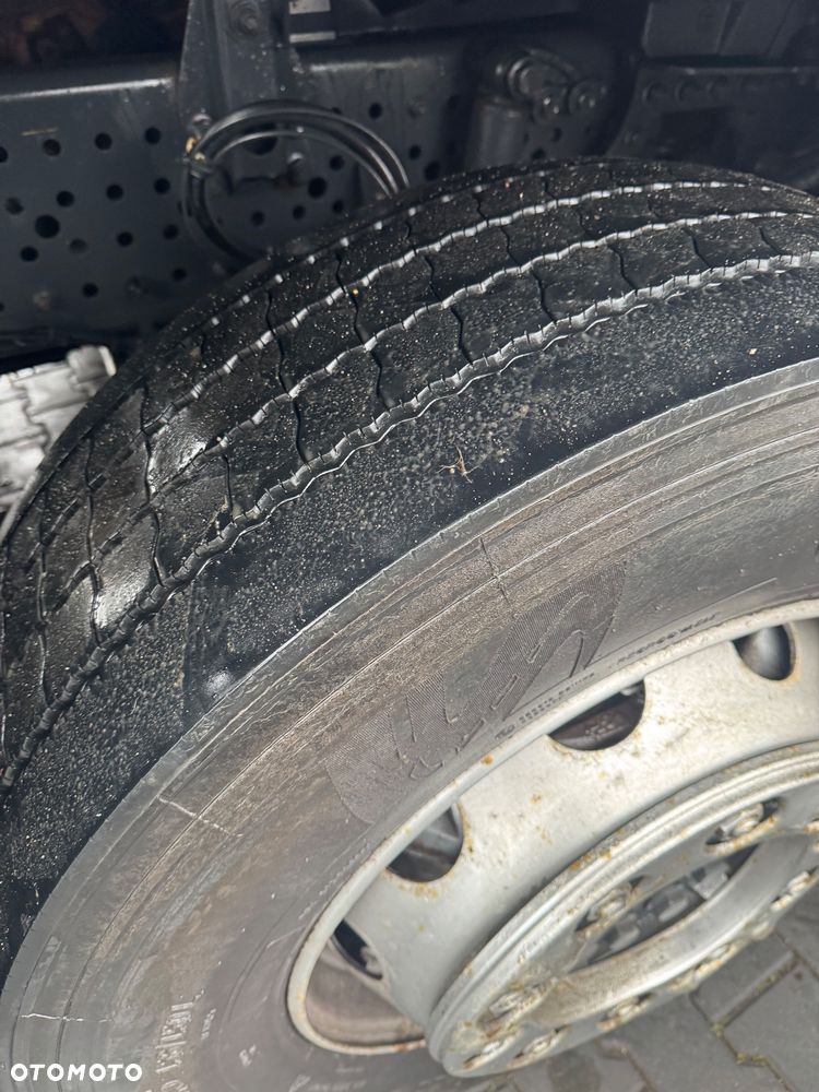 Mercedes-Benz 1845 opony 80% stan bardzo dobry - 11