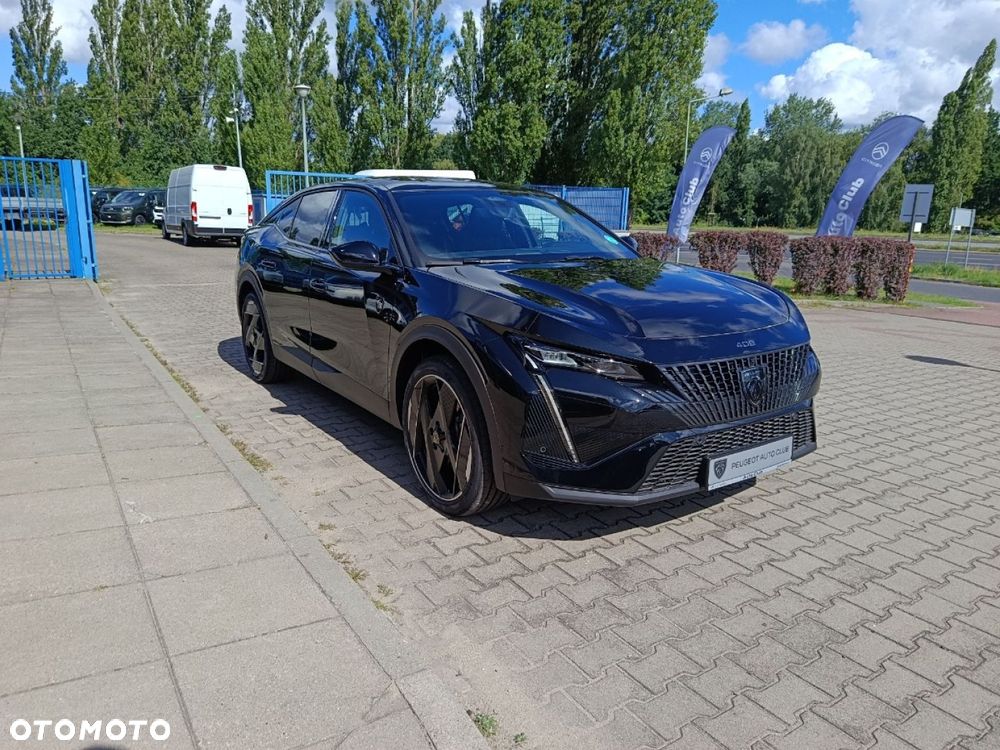 Peugeot 408 - 9