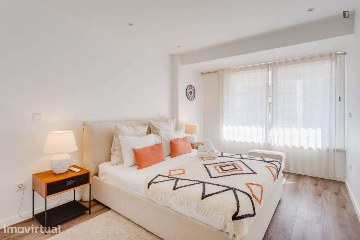 Apartamento com 1 quartos - localizado em Sete Rios Lisbon - Grande imagem: 3/25