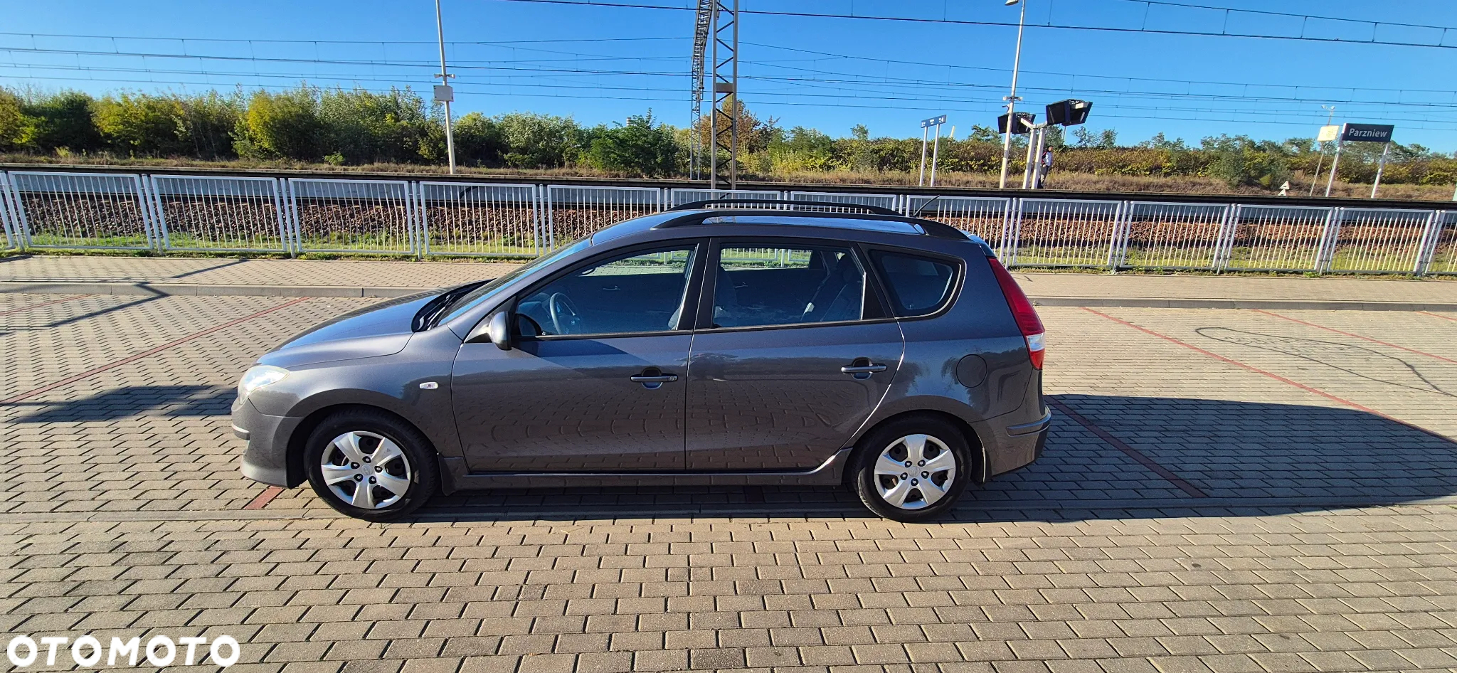 Hyundai i30 1.6 Comfort - 14
