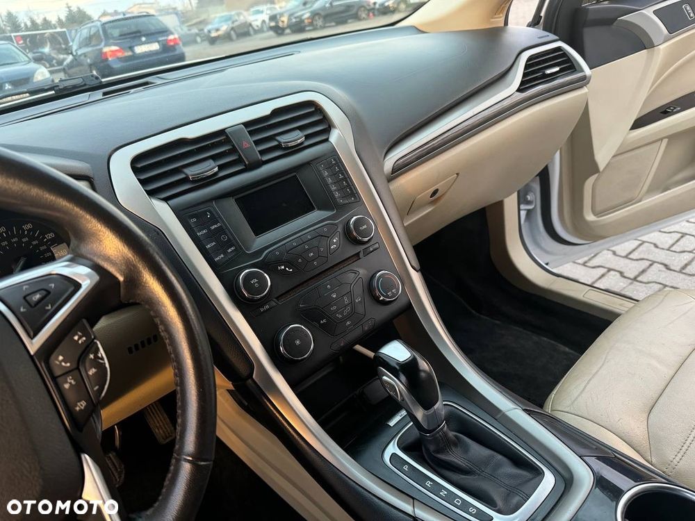Ford Fusion 1.6 Style - 15