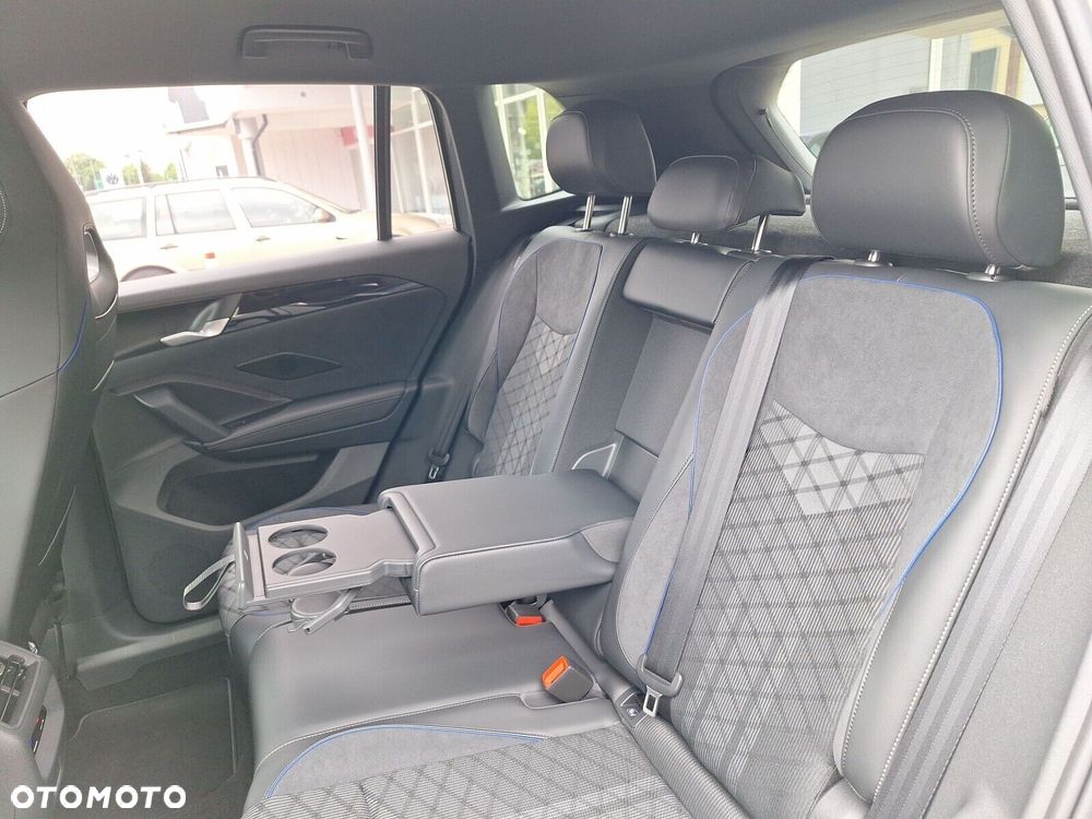 Volkswagen Tiguan - 17