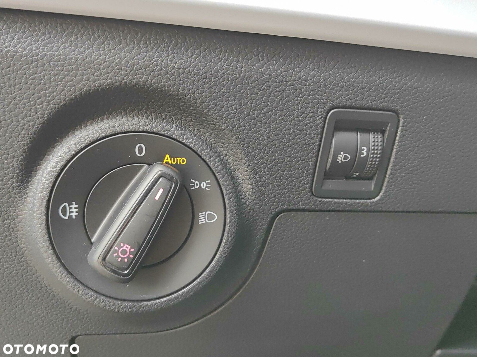 Seat Arona - 15
