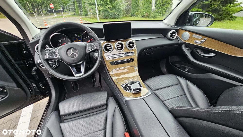 Mercedes-Benz GLC - 17