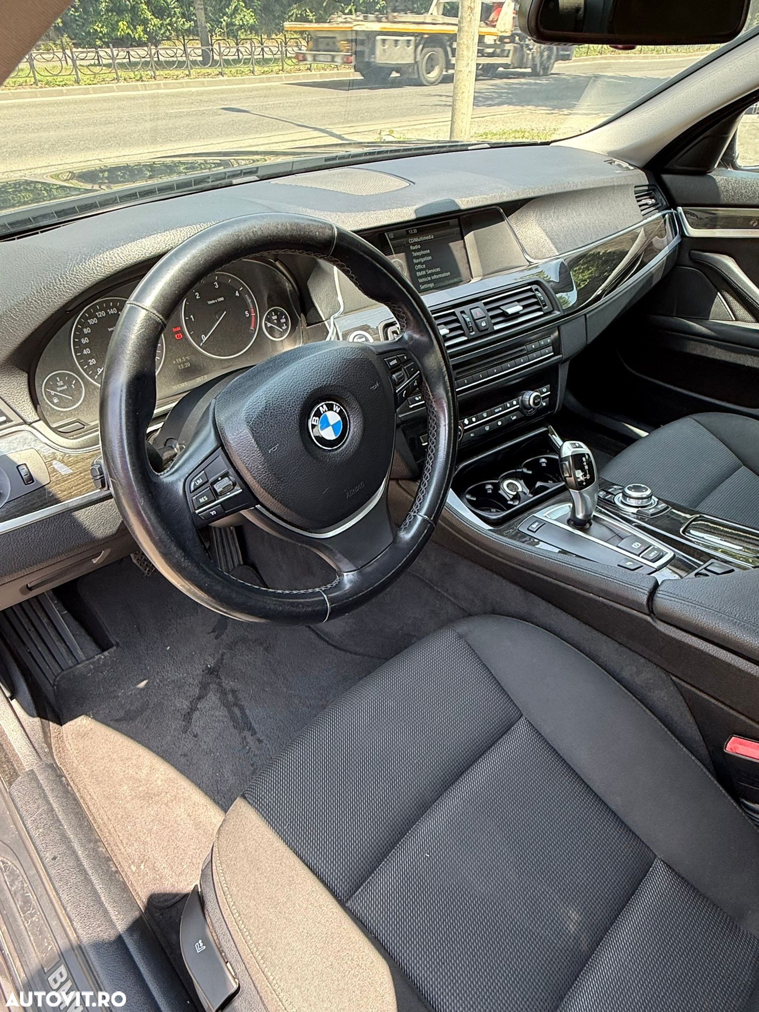 BMW Seria 5 530d Aut. - 10