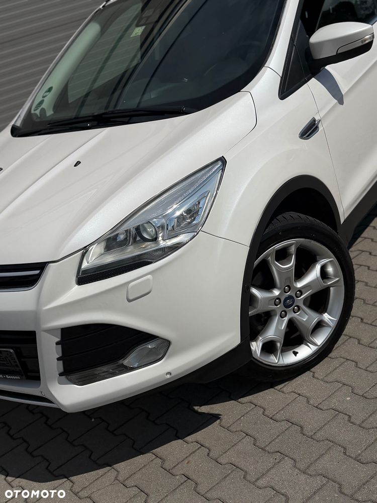 Ford Kuga 2.0 TDCi 4x4 Titanium - 13