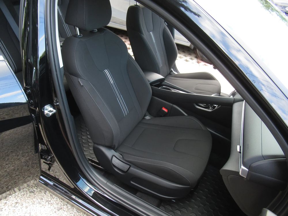 Hyundai Elantra 1.6 Smart CVT - 10