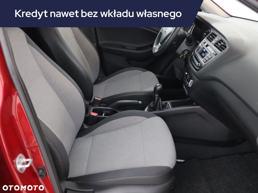 Hyundai i20 - 11